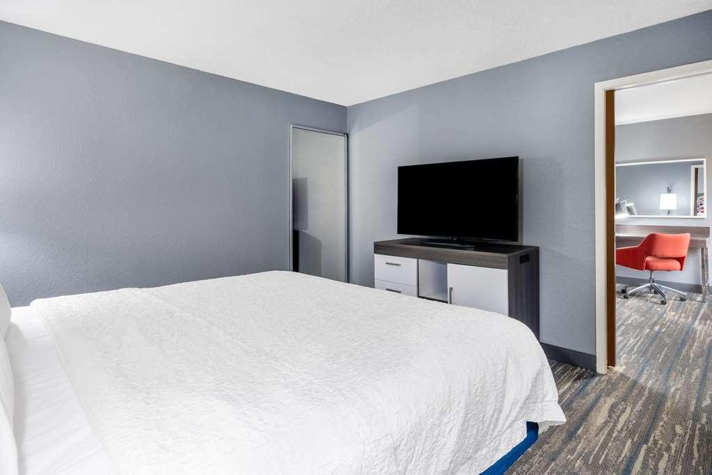 Hampton Inn Sanford Rom bilde